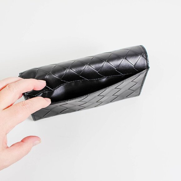 London Fog Black Woven Flap Wallet Organizer - Picture 6 of 7